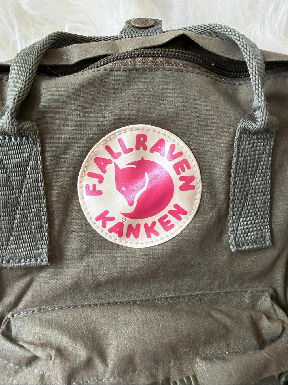 Fjallraven Kånken Mini Backpack - Olive